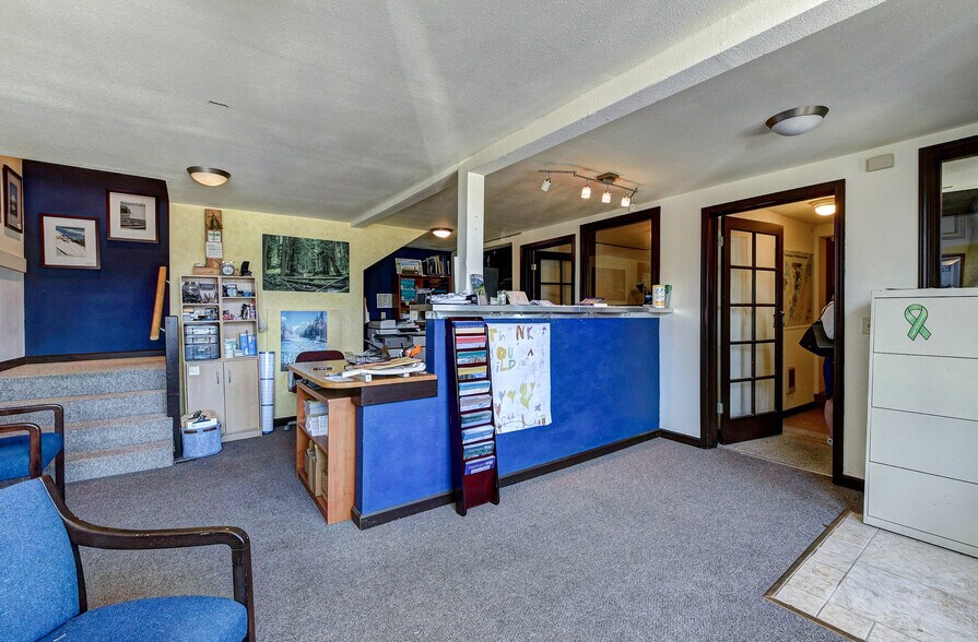 More Photos Of 8212-8218 Greenwood Ave N, Seattle Storefront Retail Residential For Lease