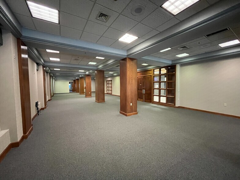 More Photos Of 110 S Main St, Wichita Office Residential For Sale