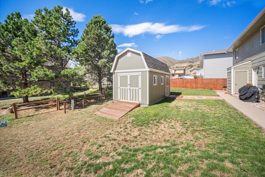 More Photos Of 2350 Split Rock Dr, Colorado Springs Apartments For Sale
