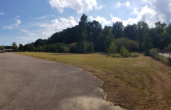 More Photos Of 7704 Southrail Rd, North Charleston Warehouse For Lease