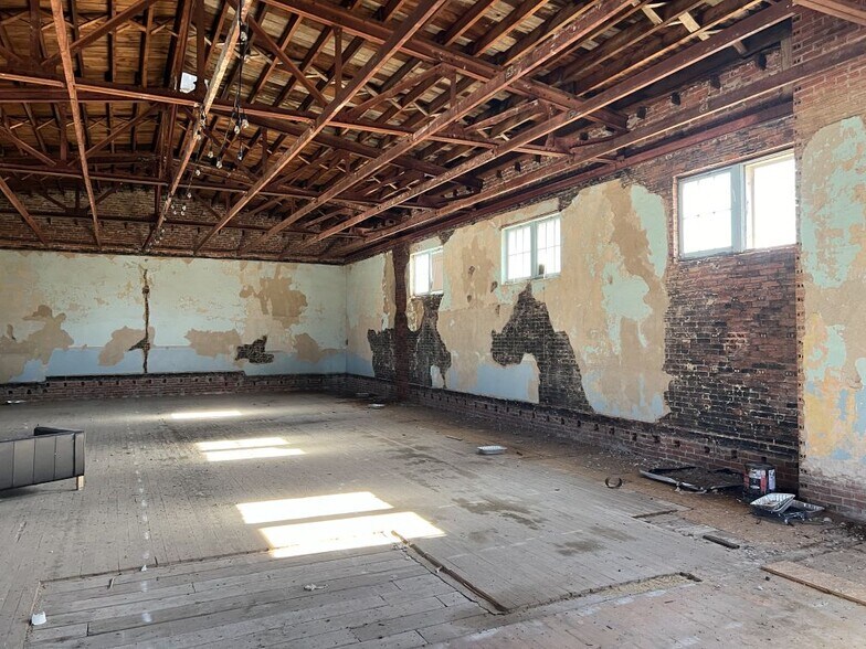 More Photos Of 245 Main St, Wethersfield Lodge Meeting Hall For Lease