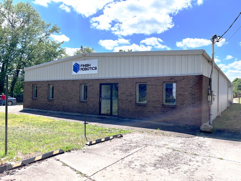 More Photos Of 12 South Ave, Sewickley Warehouse For Lease