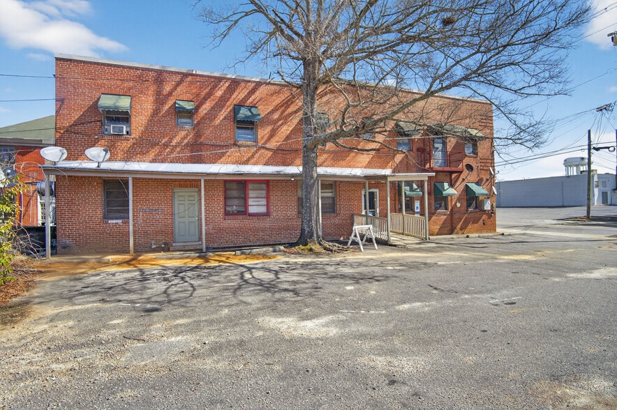 More Photos Of 1010-1012 S Garnett St, Henderson Apartments For Sale