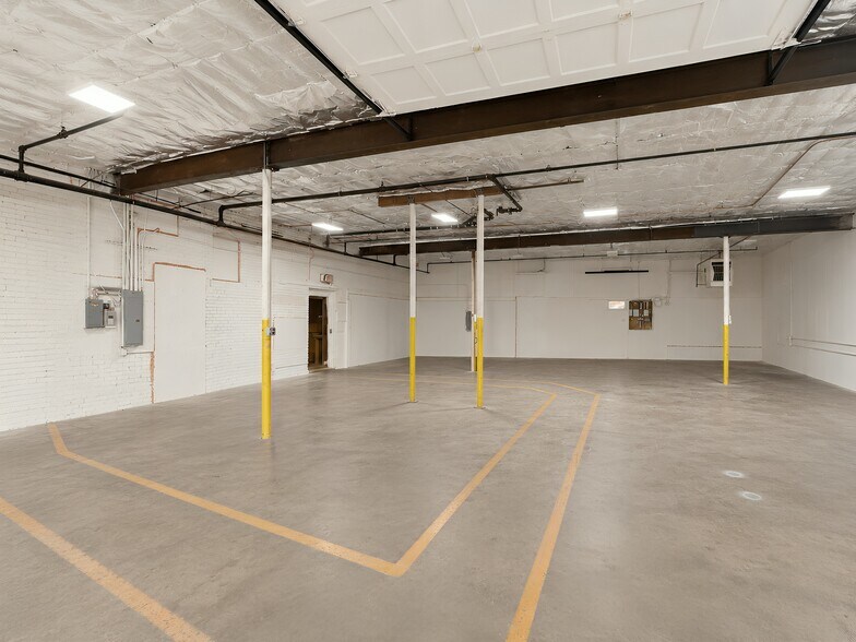 More Photos Of 7 Henry St, Worcester Light Manufacturing For Sale
