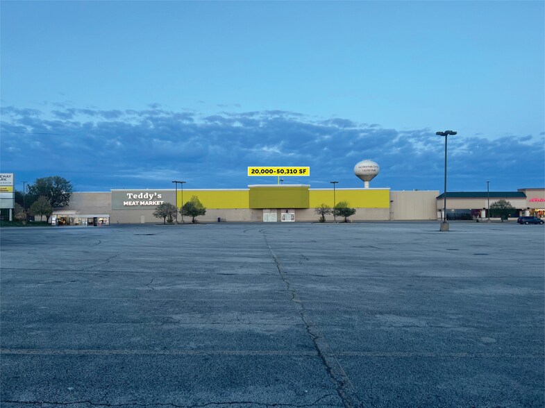 More Photos Of 13001-13085 S Ashland Ave, Calumet Park Unknown For Lease