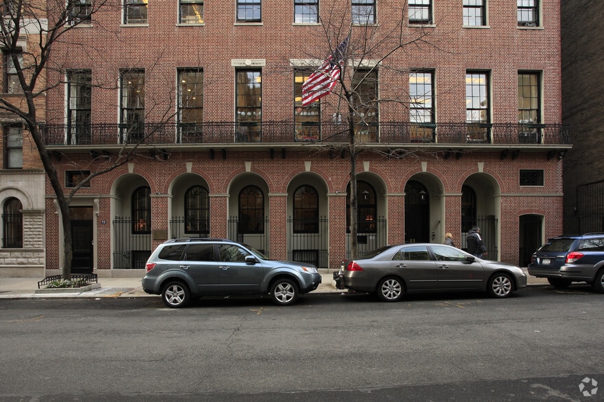 More Photos Of 1236 Madison Ave, New York Schools For Lease