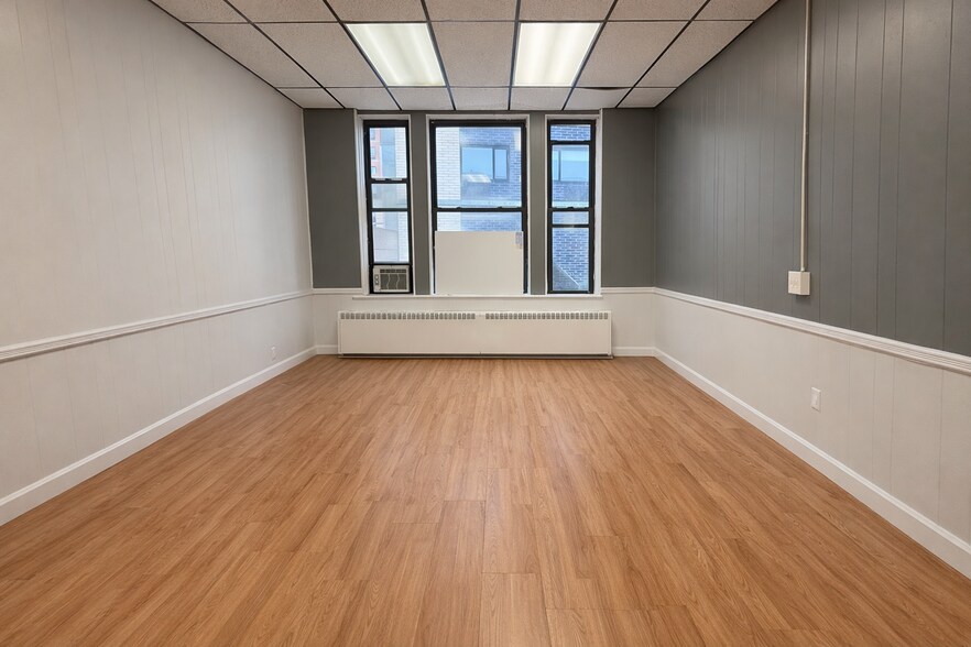 More Photos Of 1441 Irving St, Rahway Office For Lease