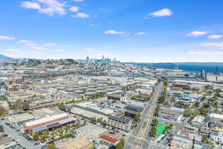 More Photos Of 1620 Innes Ave, San Francisco Land For Sale