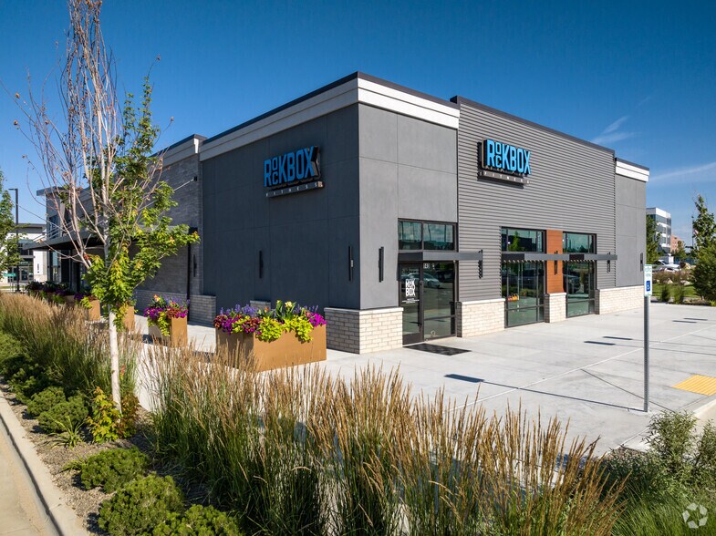 More Photos Of Eagle Road and Interstate 84, Meridian Restaurant For Lease