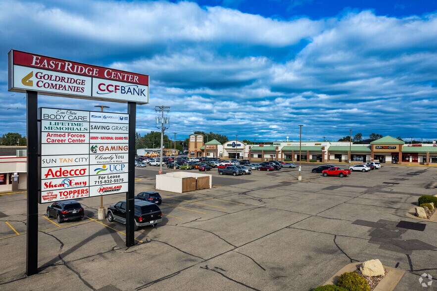 More Photos Of 2221 Highland Ave, Eau Claire Storefront For Lease