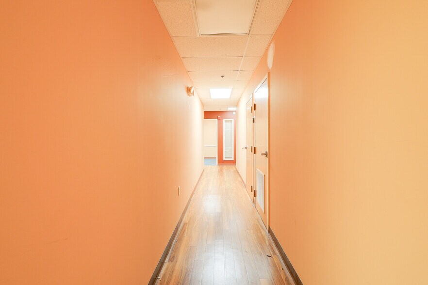 More Photos Of 604 Solarex Ct, Frederick Medical For Lease