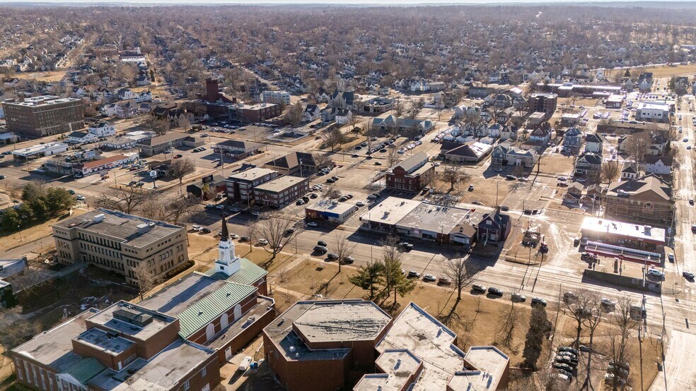 More Photos Of 1229 1st Ave SE, Cedar Rapids Office For Sale