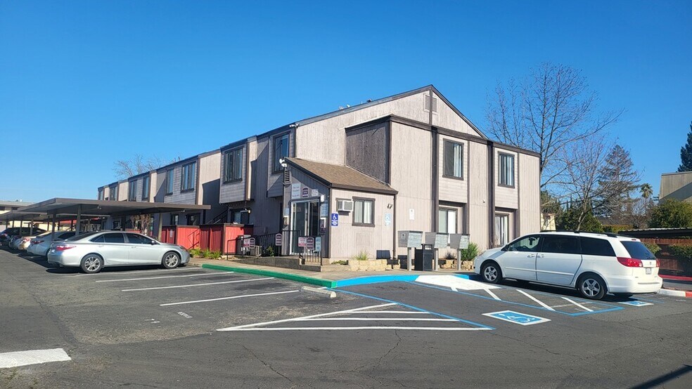 More Photos Of 4730 Marconi Ave, Carmichael Apartments For Sale