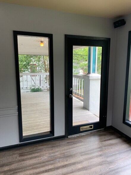 More Photos Of 1619 W 6th St, Austin Loft Creative Space For Lease