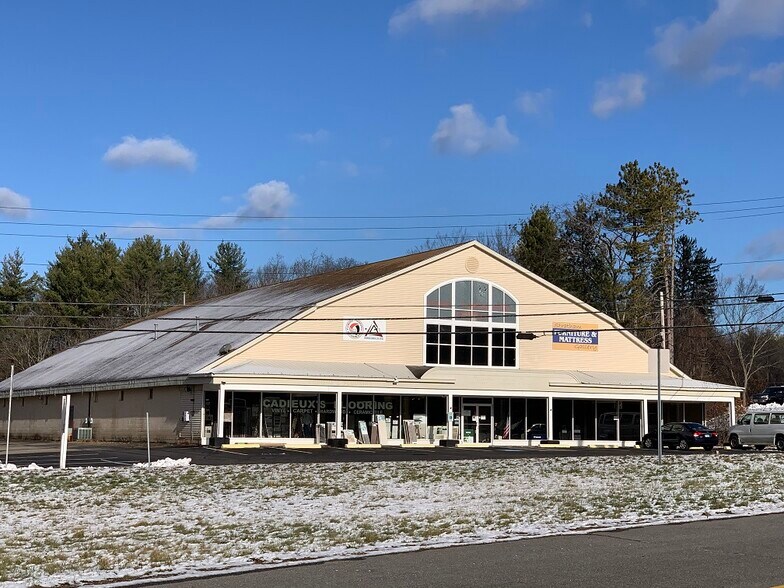 More Photos Of 145 Portsmouth Ave, Stratham Freestanding For Lease