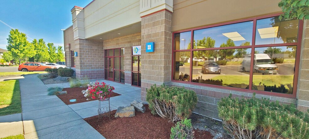 More Photos Of 336 SW Cyber Dr, Bend Loft Creative Space For Lease
