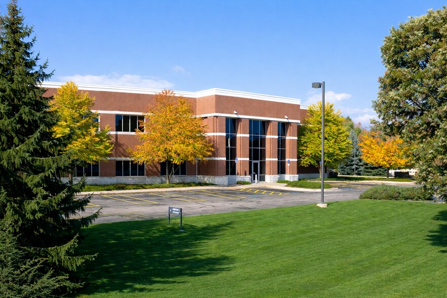 Primary Photo Of 985 Gezon Pky SW, Grand Rapids Medical For Lease