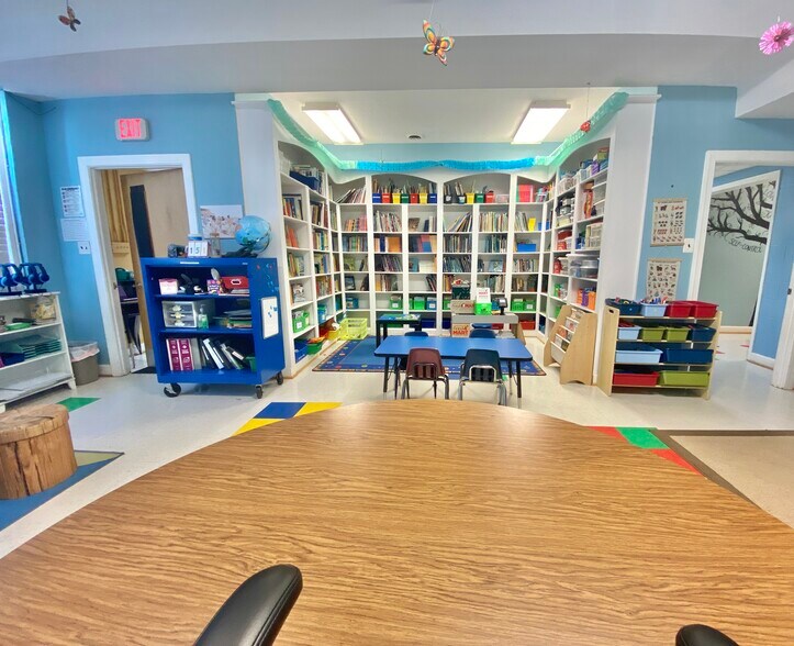 More Photos Of 9858 Fairmont Ave, Manassas Religious Facility For Lease