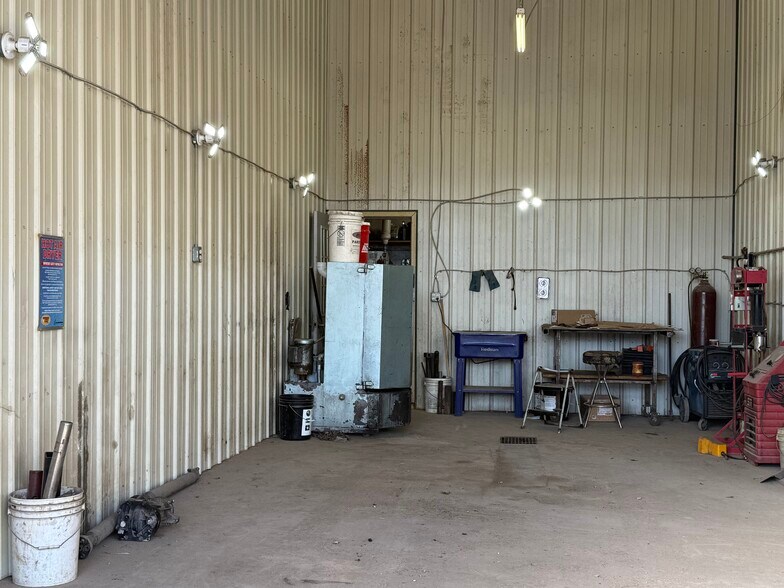 More Photos Of 101 E 4th St, Newell General Retail For Sale