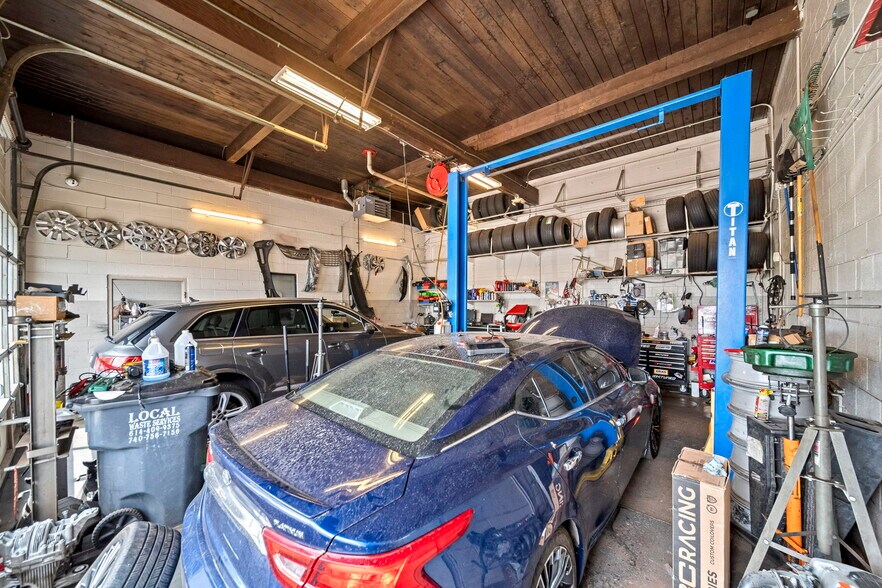 More Photos Of 5250 E Main St, Columbus Auto Dealership For Sale