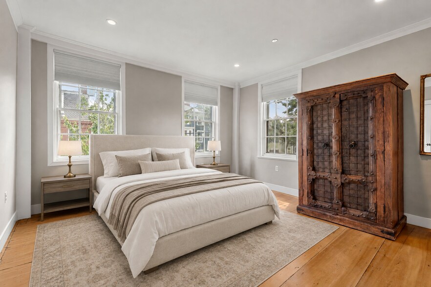 More Photos Of 314 Essex St, Salem Specialty For Sale