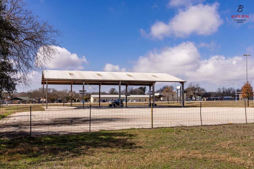More Photos Of 601 Peterson Farm Rd, Kerrville Land For Sale