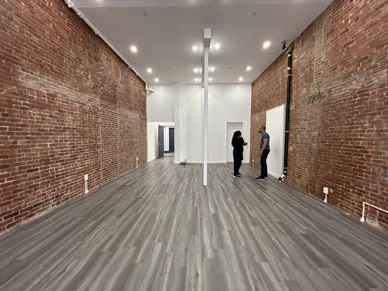 More Photos Of 34-44 W 31st St, New York Apartments For Lease