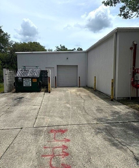 More Photos Of 1631 S State Road 15A, Deland Showroom For Sale