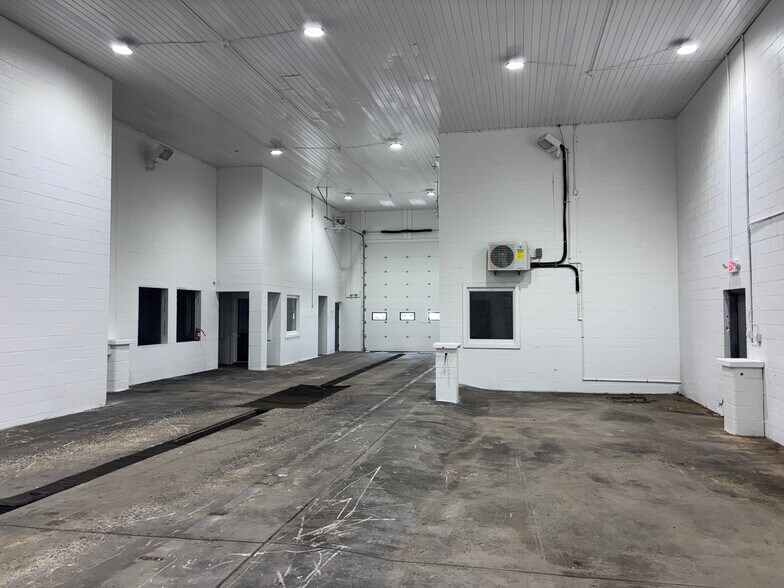 More Photos Of 301 Borrelli Blvd, Paulsboro Industrial For Sale