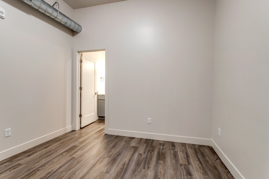 More Photos Of 606 W North Temple, Salt Lake City Apartments For Sale