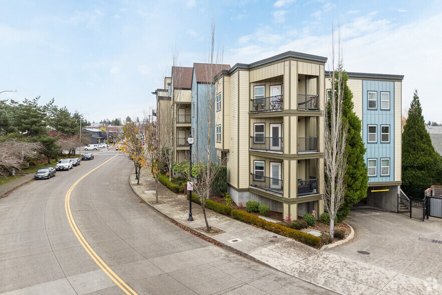 More Photos Of 188 NW 3rd St, Gresham Apartments For Lease