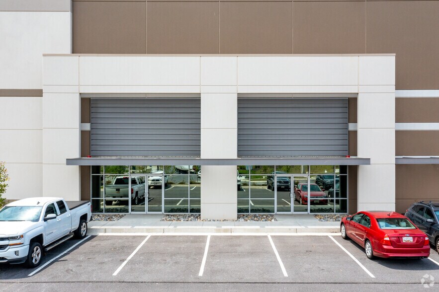 More Photos Of 5301 Nottingham Dr, White Marsh Warehouse For Lease