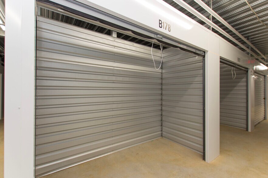 More Photos Of 11017 County Line, Madison Self Storage For Sale
