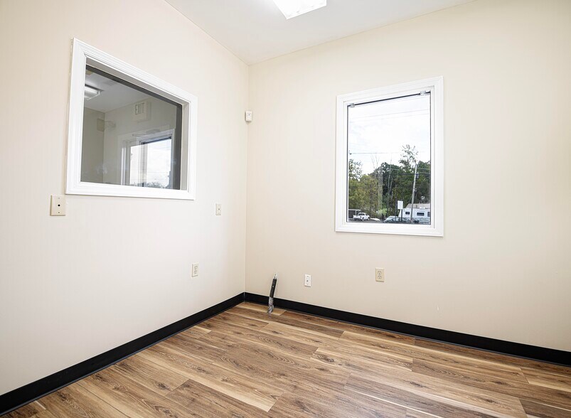 More Photos Of 2800 Belair Rd, Fallston Freestanding For Sale