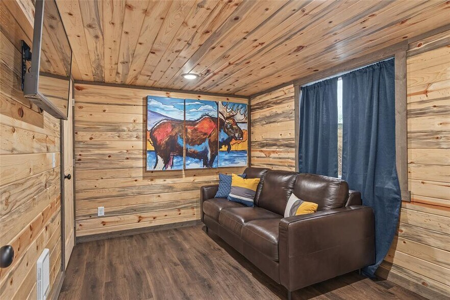 More Photos Of 7000 Browns Meadow Rd, Niarada Multifamily For Sale