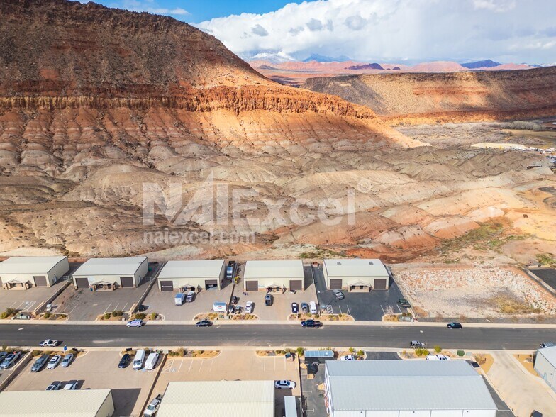 More Photos Of 1467 E Hillcrest Dr, Washington Industrial For Lease