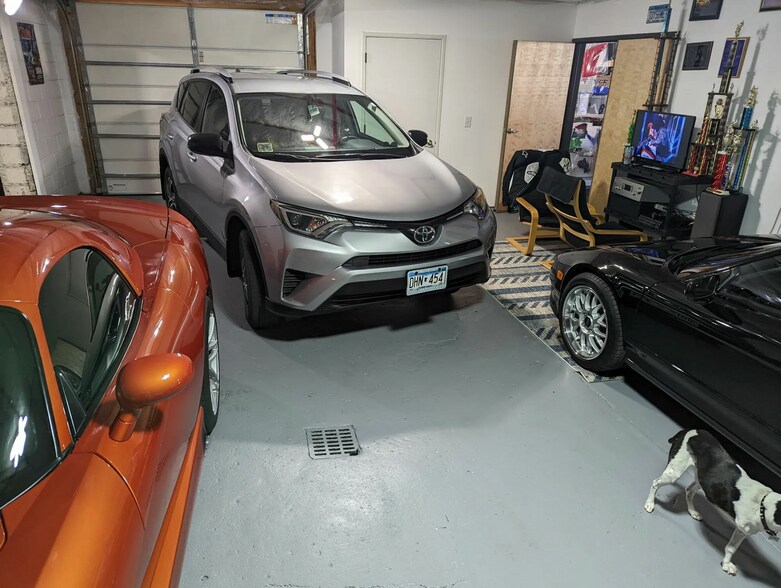 More Photos Of 117 E Washington St, Mankato Storefront For Sale