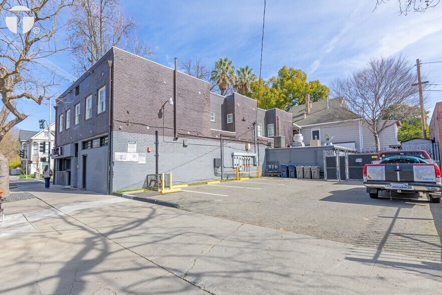 More Photos Of 601-605 15th St, Sacramento Restaurant For Sale