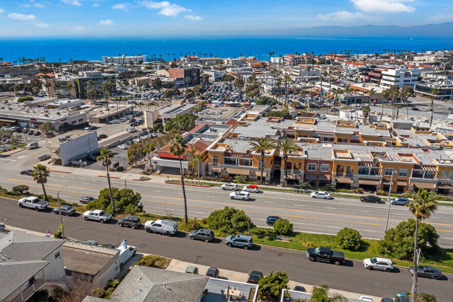 More Photos Of 124-128 Palos Verdes Blvd, Redondo Beach, Redondo Beach Apartments For Sale