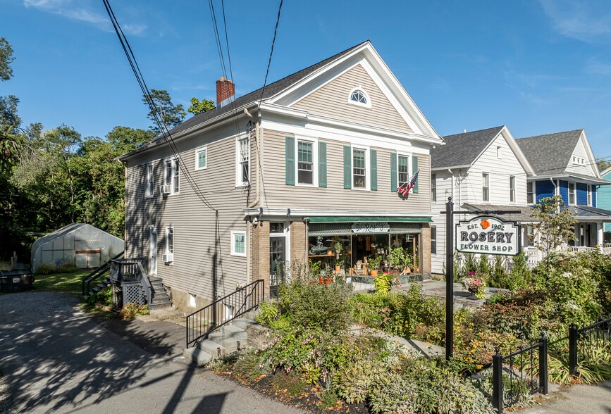 More Photos Of 128 Green St, Hudson Storefront Retail Residential For Sale