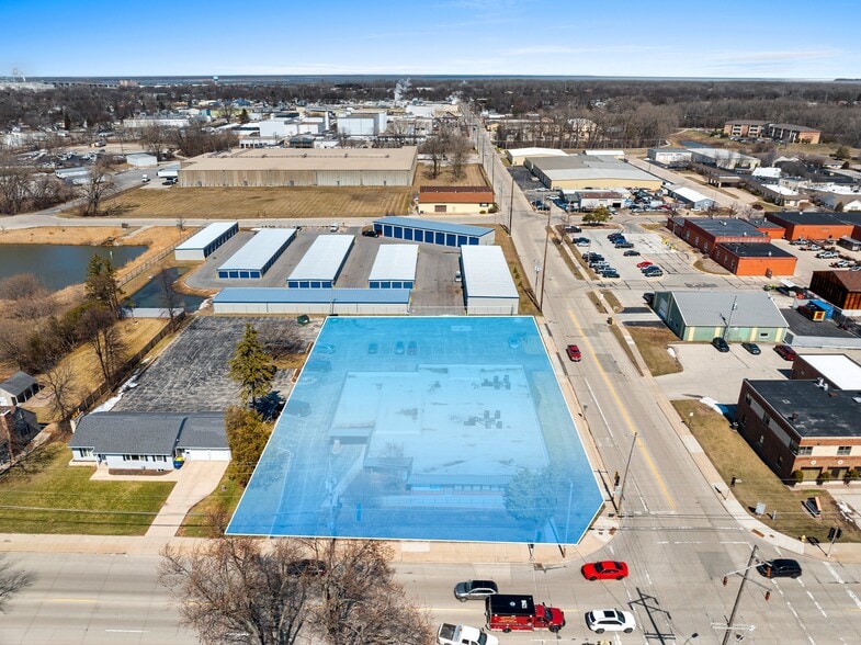 More Photos Of 1751 Deckner Ave, Green Bay Medical For Sale