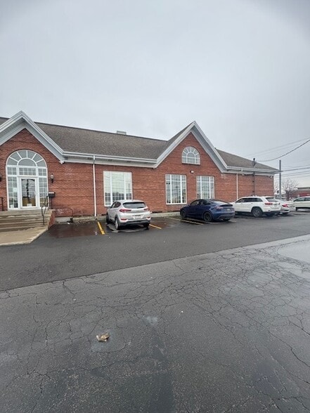 Primary Photo Of 3830 Union Rd, Buffalo Medical For Lease