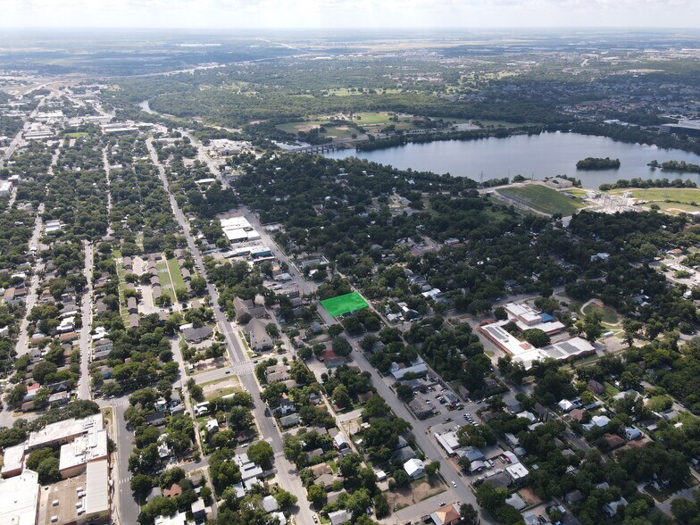 More Photos Of 2207 E Cesar Chavez St, Austin Land For Sale