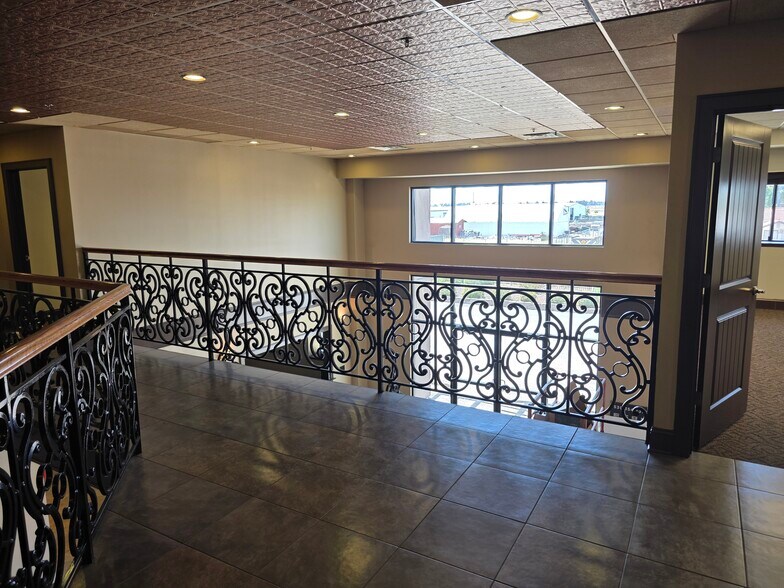 More Photos Of 13290 Contractors Dr, Chico Manufacturing For Lease