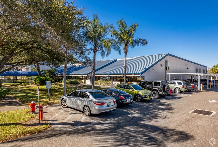 More Photos Of 14450 N 46th St, Clearwater Unknown For Lease