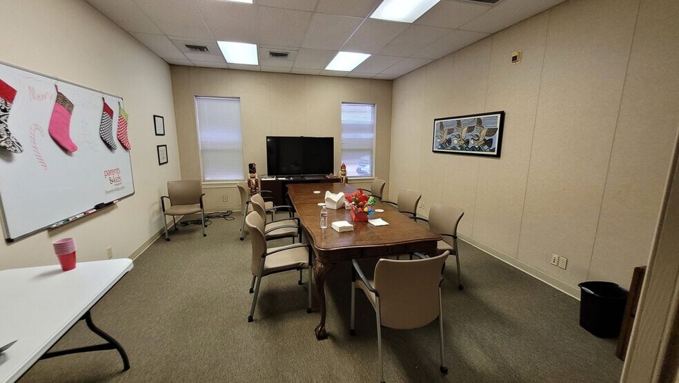 More Photos Of I-55 North Frontage, Jackson Office For Sale