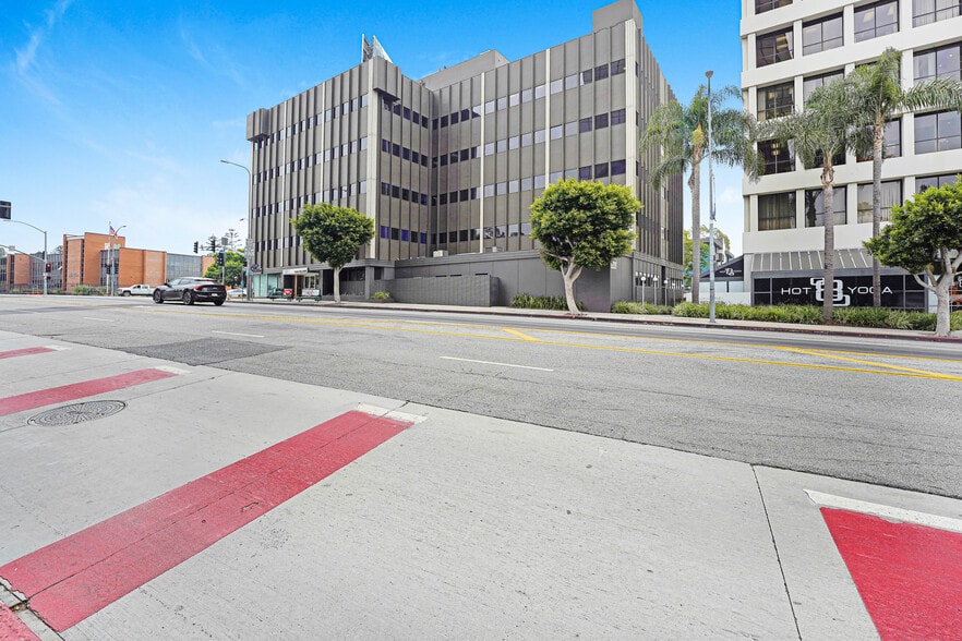 More Photos Of 11600 Wilshire Blvd, Los Angeles Medical For Lease