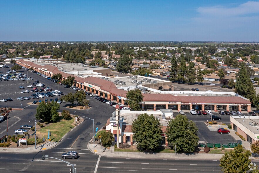 More Photos Of 8142 West Ln, Stockton Unknown For Lease