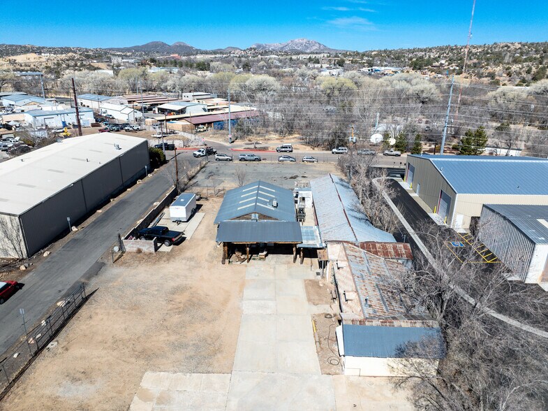 More Photos Of 495 E Z St, Prescott Showroom For Sale