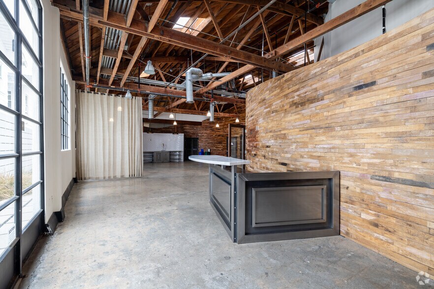 More Photos Of 145-147 Bay St, Santa Monica Loft Creative Space For Lease